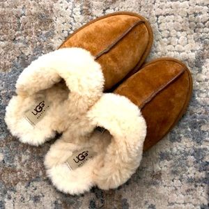 UGG Scuffette II